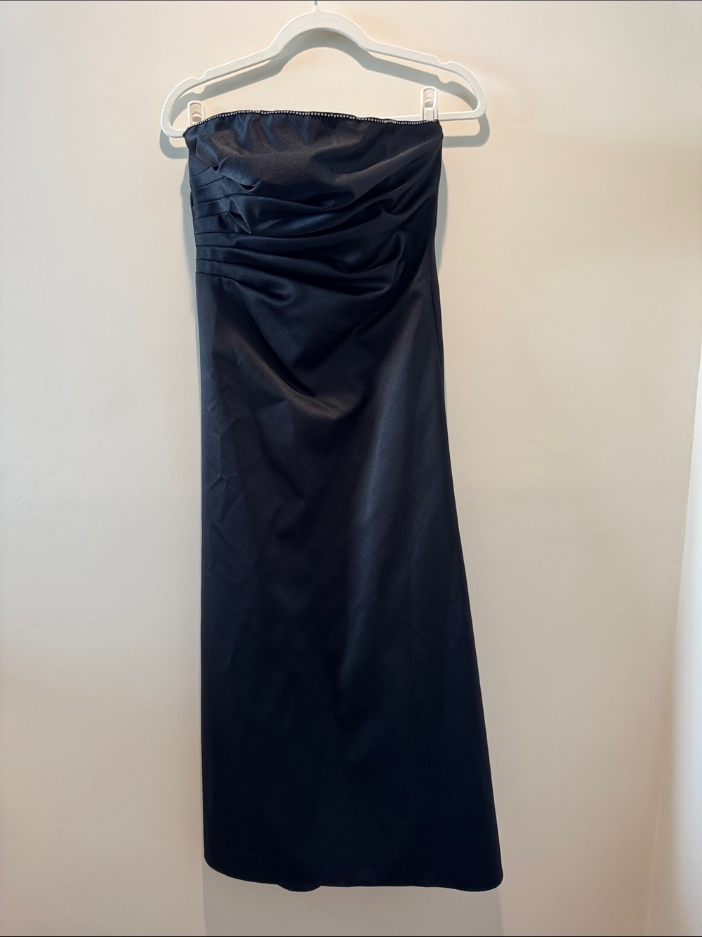 Y2K Strapless Black Evening Dress - Elegant Strapless Gown with Rhinstones